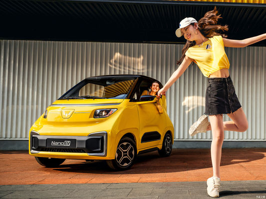 305KM Wuling Hongguang EV Wuling Nano-EV für das städtische Austauschen