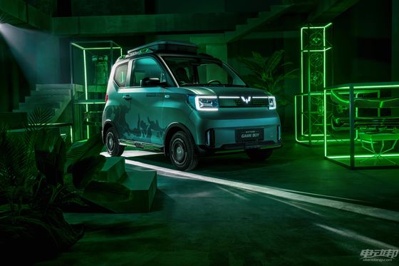 Wuling Hongguang GAMEBOY Mini Car Ev 200-300KM 3 Türen 4 Sitze