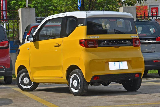 Sitzkompakte Größe 120-170KM Mini-EV Autos Wuling Ev der Auto-3 Tür-4