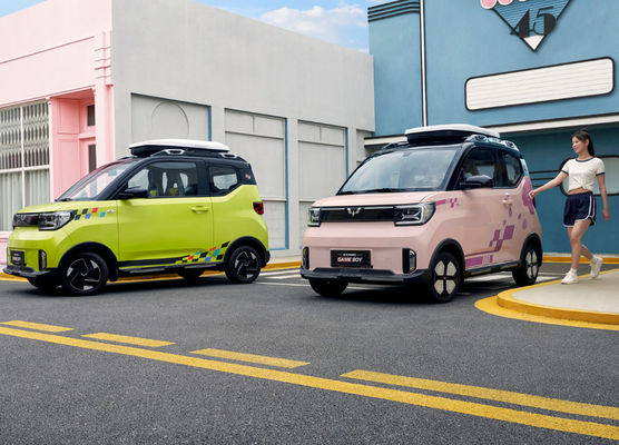 Sitzkompakte Größe 120-170KM Mini-EV Autos Wuling Ev der Auto-3 Tür-4