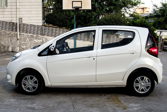 Mini- EV Autos Changan Benben 2019 offizielle Standard-210-301km 5 Türen 5 Sitze