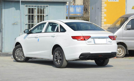 Kompaktes Elektroauto 421KM Dihao Geely 4 Türen 5 schnell aufladende Sitze