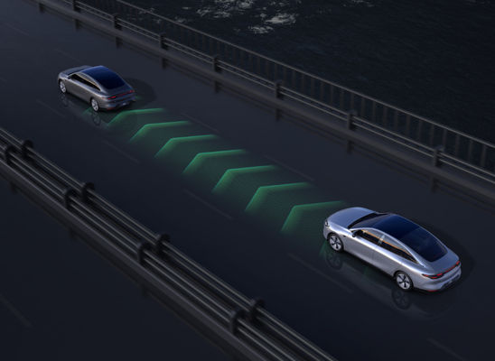Bewegungselektroauto 525-717KM des Sprungs-C01 4 Türen 5 setzt Schnelladung 0.67H