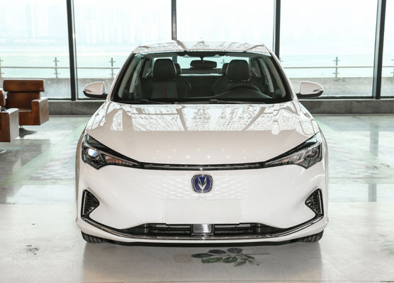 Sitzkompaktes Limousine-Auto Changan Eado EV460 365-405KM Changan EV 5 Tür-5