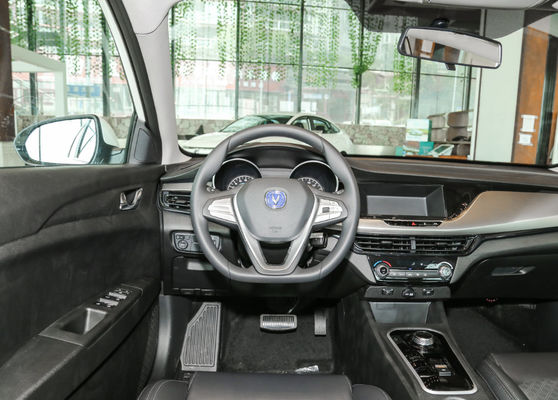 Sitzkompaktes Limousine-Auto Changan Eado EV460 365-405KM Changan EV 5 Tür-5