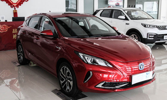 405KM Changan Eado UND reines elektrisches kompaktes Limousine-Auto-bequeme Kabine