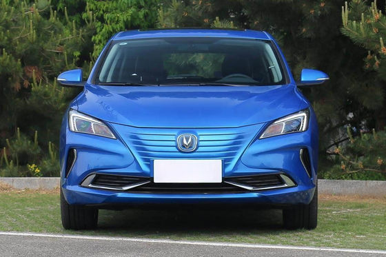 405KM Changan Eado UND reines elektrisches kompaktes Limousine-Auto-bequeme Kabine