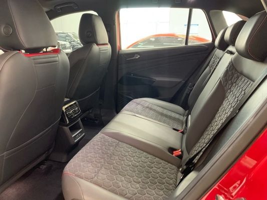 ID4 X 2023 Autos VW EV 425-607KM Hochgeschwindigkeits-SUV 5 Türen 5 Sitze