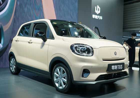 5 Türen 4 Sitze springen Schnelladung 0.6H des Motort03 Mini Car 403KM