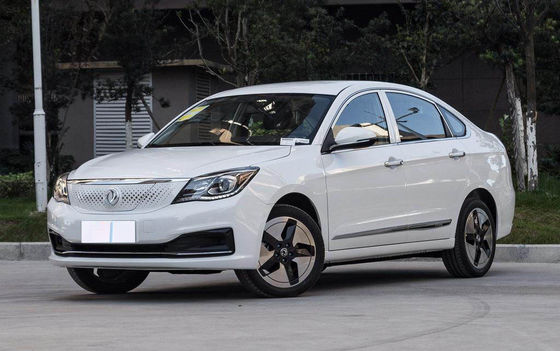 400KM Dongfeng Fengshen E70 reine elektrische Türen Kleinwagen-4 5 Sitze
