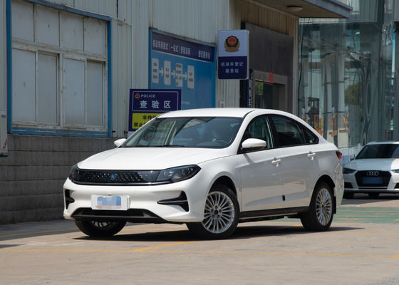 Reine elektrische Autos S60EV Dongfeng Ev 415KM mit 4 Türen 5 Sitze