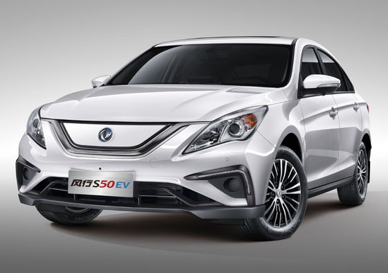 Fengxing S50 Dongfeng Türen Bewegungsdes elektro-mobil-415KM des Vertrags-4 5 Sitze