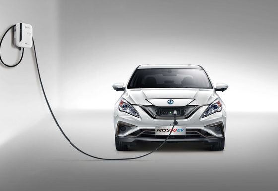 Fengxing S50 Dongfeng Türen Bewegungsdes elektro-mobil-415KM des Vertrags-4 5 Sitze