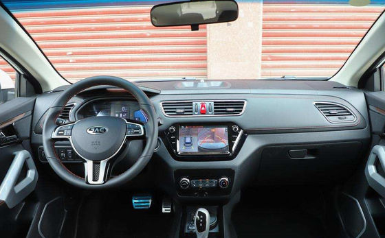 IEV7S JAC Motors Electric Vehicles JAC Ev Car 402KM 5 Türen 5 Sitze