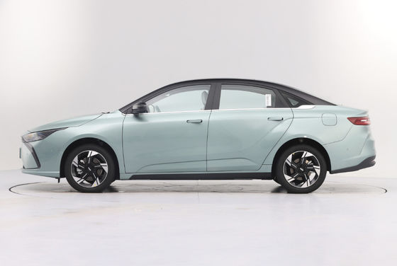 480-620KM Geely reine elektrische 5 Selbsttüren Geometrie-G6 5 Sitze