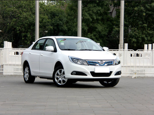 305KM 400KM BYD E5 EV Hochleistungs-reine elektrische 4 Türen 5 Sitze