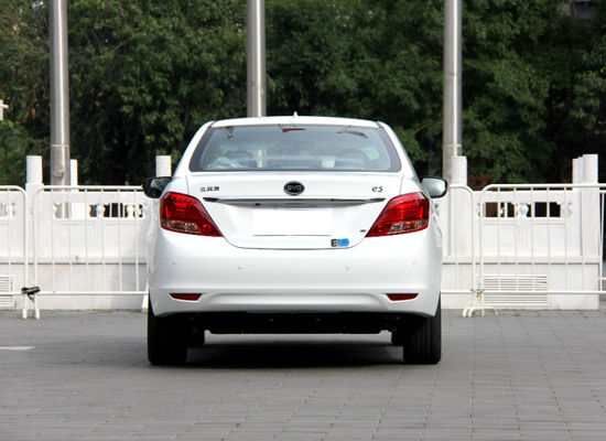 305KM 400KM BYD E5 EV Hochleistungs-reine elektrische 4 Türen 5 Sitze