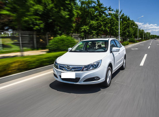 305KM 400KM BYD E5 EV Hochleistungs-reine elektrische 4 Türen 5 Sitze