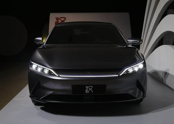 5 Türen 5 Autos reine elektrische mittlere große 610-715KM der Sitzbyd Han EV