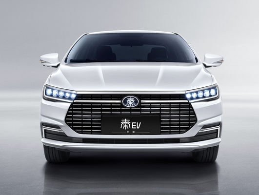 Kompakter Byd Qin Ev Sedan Electric Car 400-450KM 4 Türen 5 Sitze