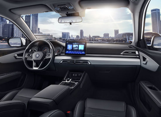 Kompakter Byd Qin Ev Sedan Electric Car 400-450KM 4 Türen 5 Sitze