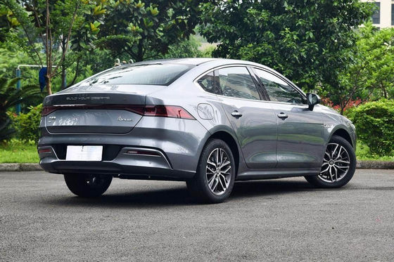 400-600KM kompakte Byd Qin Plus Ev 4 Sitzhochleistung Tür-5